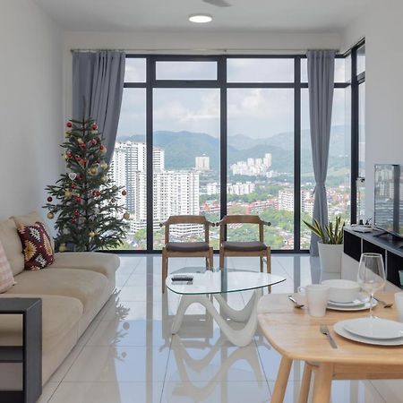 Beacon Executive Suite Penang Джордж Таун Екстериор снимка